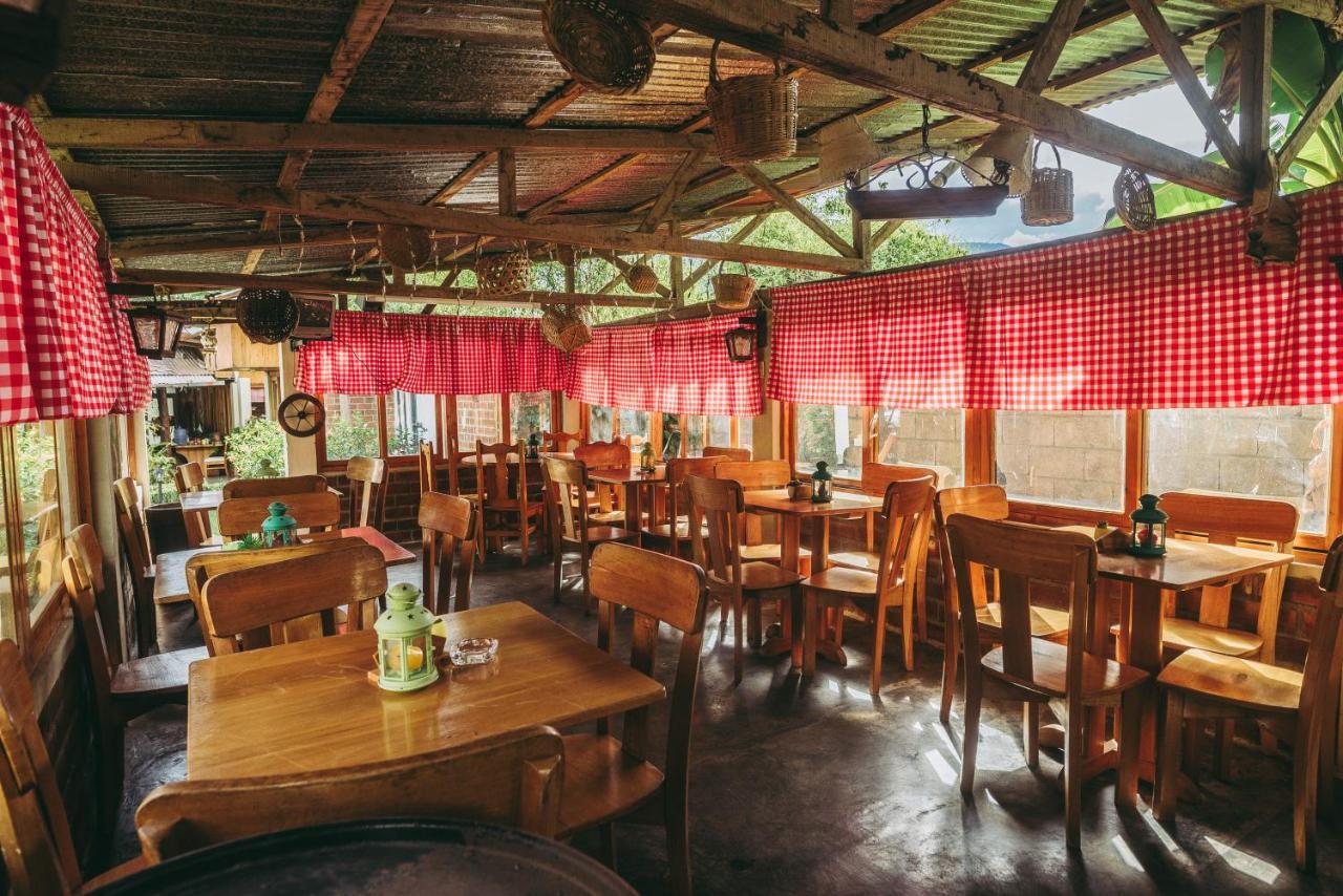 Posada Edelweiss Oxapampa Exterior foto